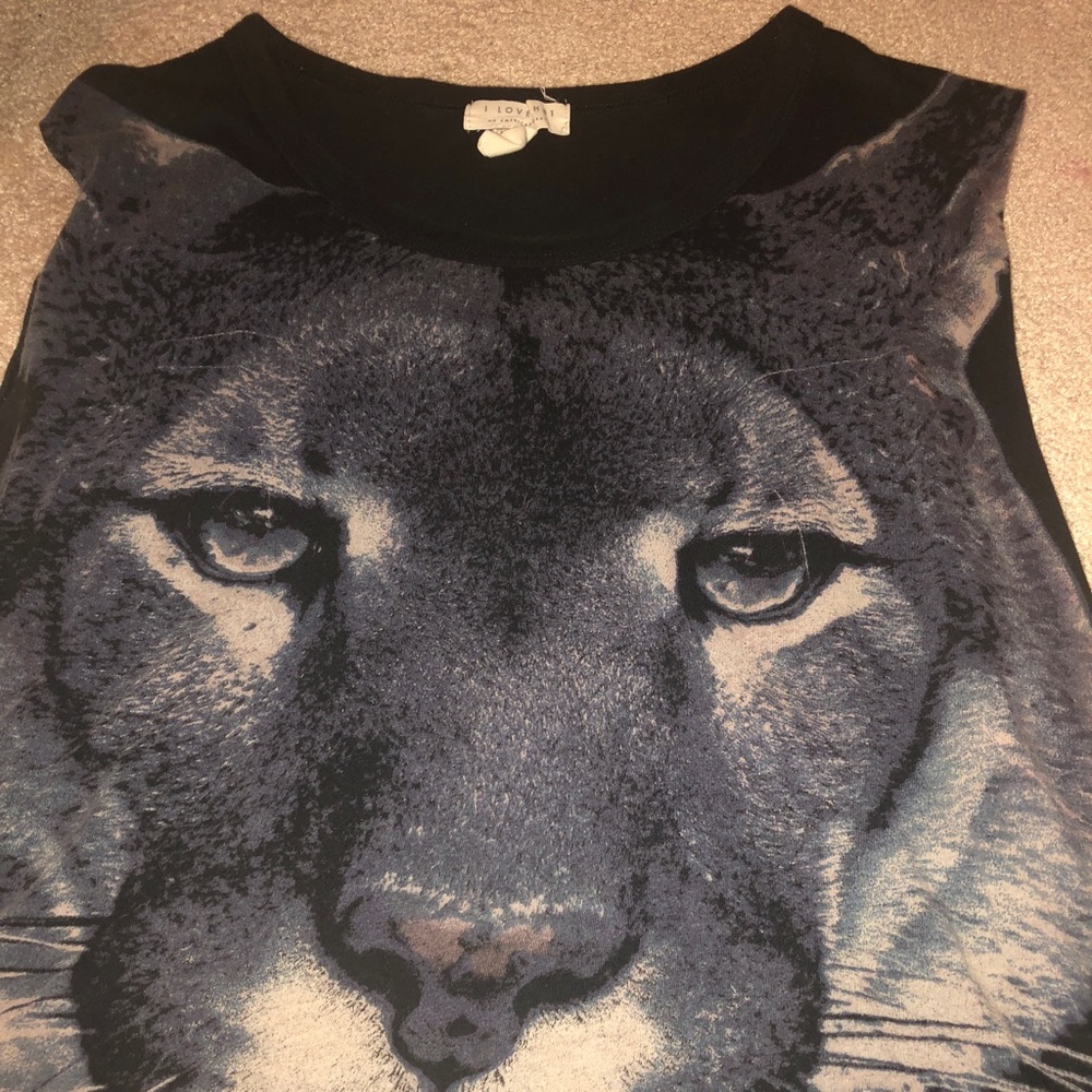 Animal muscle tee